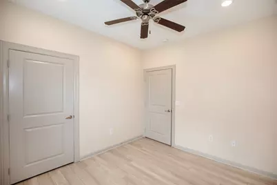 2314 Avenue G, Dickinson, TX 77539 - Photo 21