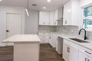 7706 Lakewood Dr, Houston, TX 77016 - Photo 5