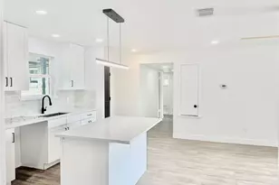 7706 Lakewood Dr, Houston, TX 77016 - Photo 3