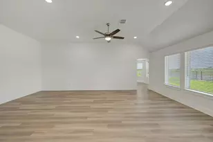 13913 Baikal Mnr Dr, Santa Fe, TX 77510 - Photo 23