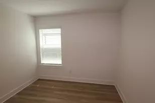 13913 Baikal Mnr Dr, Santa Fe, TX 77510 - Photo 23