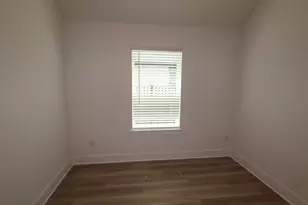 13913 Baikal Mnr Dr, Santa Fe, TX 77510 - Photo 17