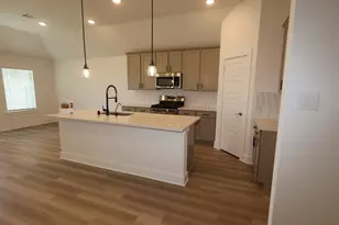 13913 Baikal Mnr Dr, Santa Fe, TX 77510 - Photo 5