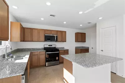 7603 Stella Marina Way, Texas City, TX 77591 - Photo 11