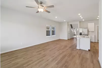 29222 Farmhouse Estates Drive, Waller, TX 77484 - Photo 7