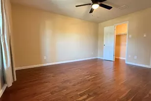 318 Big Hollow Ln, Houston, TX 77042 - Photo 19