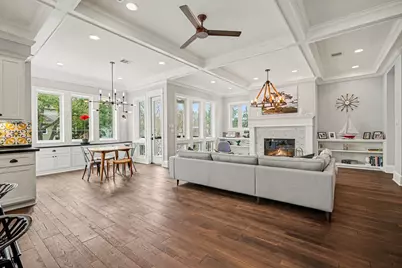 131 Queen Road, Clear Lake Shores, TX 77565 - Photo 9