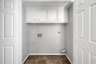 167 Binnacle Ct, Willis, TX 77318 - Photo 11