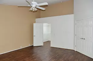 13600 Breton Ridge St, Houston, TX 77070 - Photo 25