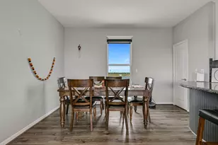 7119 Beau Rue St, Hitchcock, TX 77563 - Photo 17