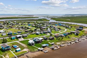 1868 County Rd 201, Sargent, TX 77414 - Photo 31