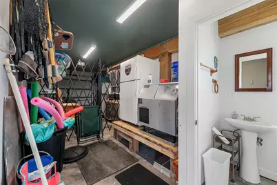 1868 County Road 201, Sargent, TX 77414 - Photo 11