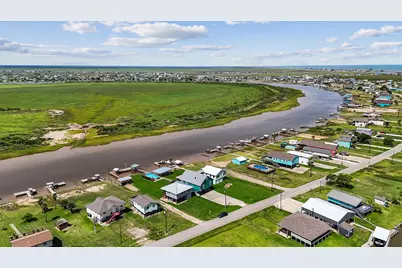 1868 County Road 201, Sargent, TX 77414 - Photo 29