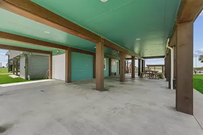 1868 County Road 201, Sargent, TX 77414 - Photo 5