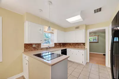 5442 Darnell Street, Houston, TX 77096 - Photo 9