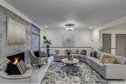 7530 Chevy Chase Drive, Houston, TX 77063 - Photo 9