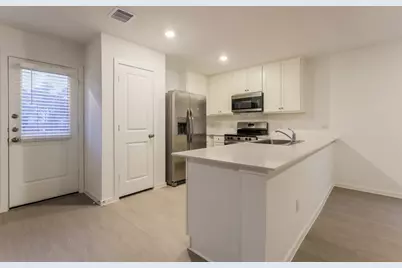 15254 Abella Drive, Conroe, TX 77316 - Photo 9