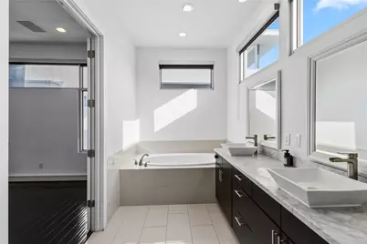 5228 Maxie Street #A, Houston, TX 77007 - Photo 13