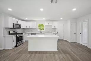 5614 El Buey Way, Houston, TX 77017 - Photo 11