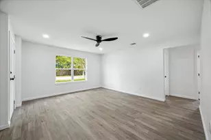 5614 El Buey Way, Houston, TX 77017 - Photo 5