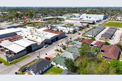 2904 Chapman Street, Houston, TX 77009 - Photo 9