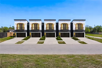 2904 Chapman Street, Houston, TX 77009 - Photo 1