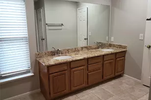 8714 Warrenford Dr, Houston, TX 77083 - Photo 15