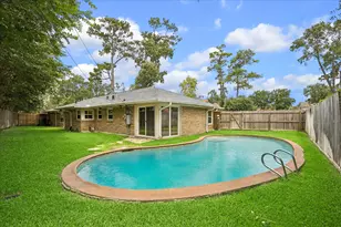 8443 Westview Dr, Houston, TX 77055 - Photo 5