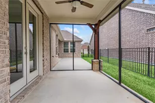 12215 Forest Villas Ln, Conroe, TX 77304 - Photo 23