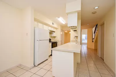 13427 Parkway Boulevard, Sugar Land, TX 77478 - Photo 15