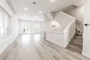 1250 N Post Oak Rd, Houston, TX 77055 - Photo 9