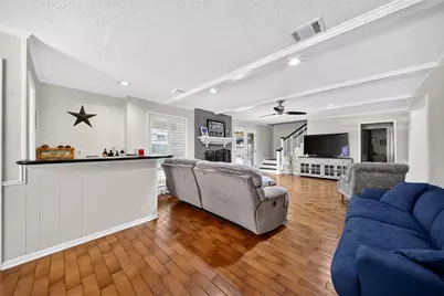 3411 Valley Haven Drive, Houston, TX 77339 - Photo 11