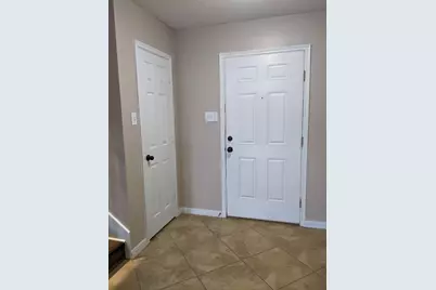 8014 Chasewood Drive, Houston, TX 77489 - Photo 9