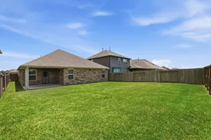 10318 Muir Bend Dr, Rosharon, TX 77583 - Photo 15