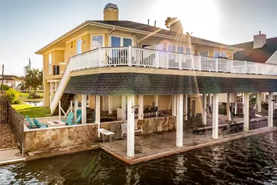 4121 W Bayside Way, Jamaica Beach, TX 77554 - Photo 17