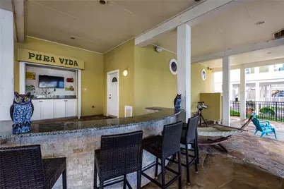 4121 W Bayside Way, Jamaica Beach, TX 77554 - Photo 11