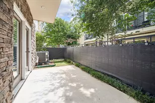 1110 W 25th St, Houston, TX 77008 - Photo 7