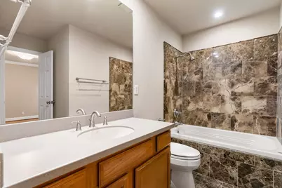 204 Lakeview Terrace #G, Conroe, TX 77356 - Photo 23