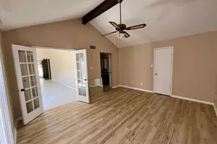 13511 Quetzal Ln, Houston, TX 77083 - Photo 11