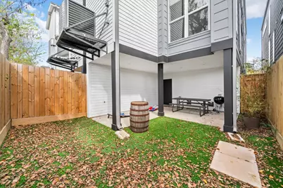 2209 Staples Street, Houston, TX 77026 - Photo 31