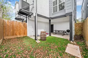 2209 Staples St, Houston, TX 77026 - Photo 31