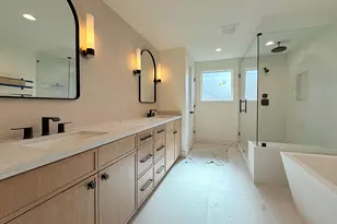 10519 Brinwood Dr, Houston, TX 77043 - Photo 17