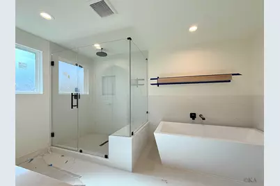 10519 Brinwood Drive, Houston, TX 77043 - Photo 19