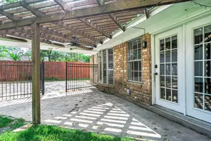 27210 Jimmy Ln, Conroe, TX 77385 - Photo 21