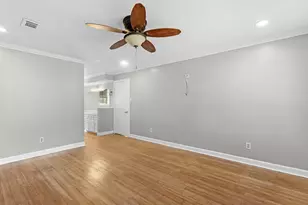 711 Lodgehill Ln, Houston, TX 77090 - Photo 15