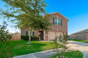 346 Apache Field Ln, La Marque, TX 77568 - Photo 3