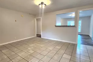 4214 Wuthering Heights Dr, Houston, TX 77045 - Photo 9