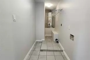 4214 Wuthering Heights Dr, Houston, TX 77045 - Photo 31