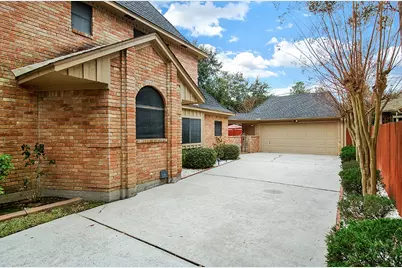 12211 Cypresswood Drive, Houston, TX 77070 - Photo 45
