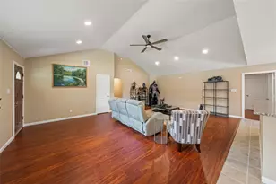 13406 E Cypress Forest Dr, Houston, TX 77070 - Photo 5